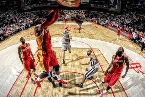 MILAN体育-“垒球赛场火爆！新都兴城谁将成就冠军传奇？”